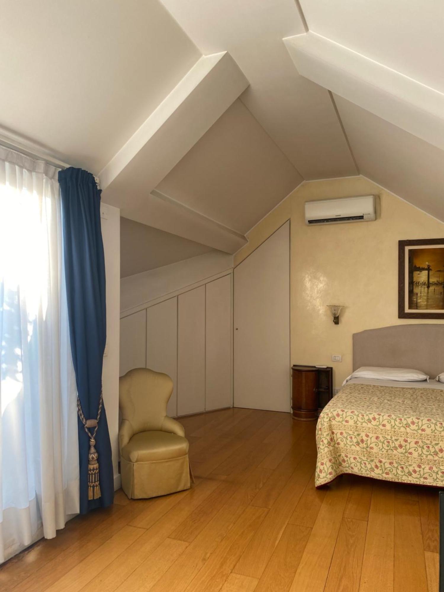 Ariberto21 Hotel Милано Екстериор снимка